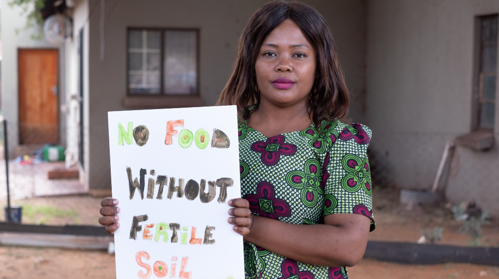 Στη φωτογραφία η Kgomotso Kosenge, Νοτιοαφρικανή ακτιβίστρια για τα δικαιώματα των γυναικών . Copyright: Lihlumelo Toyana / ActionAid